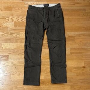 Abercrombie & Fitch Men's Olive Chinos 26x30